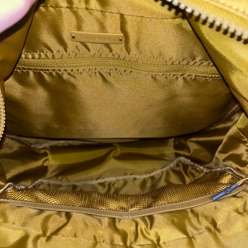 Lululemon backpack - Picture 6 of 6